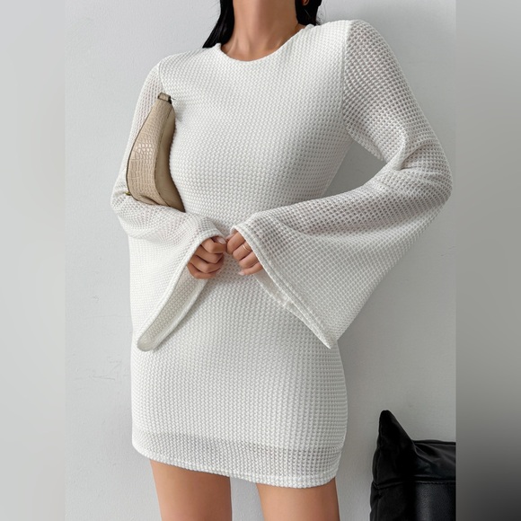 Backless Waffle Knit Flare Sleeve Mini Dress - Picture 4 of 11